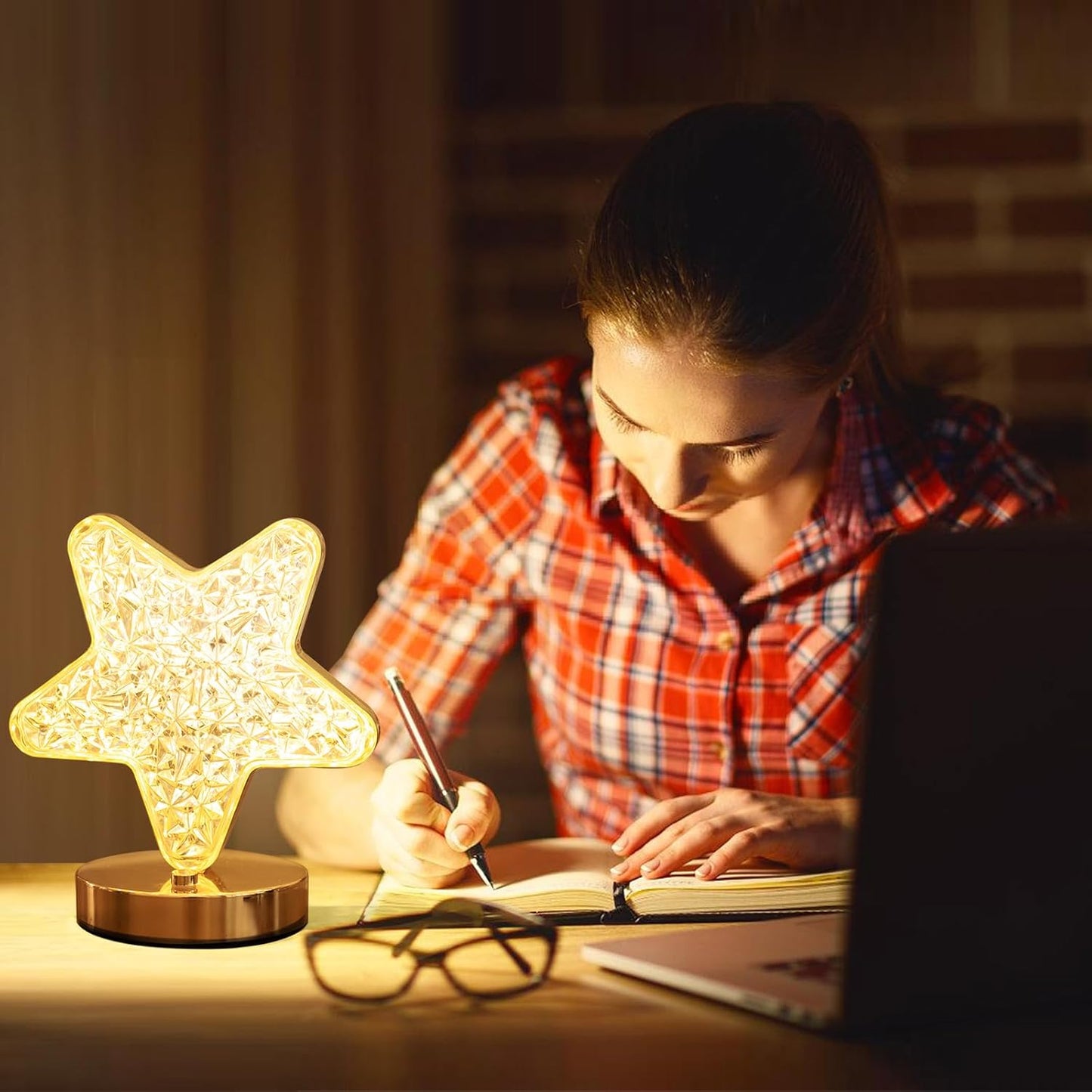 Lámpara Estrella de Cristal LED - Ilumina tu Espacio con Estilo y Creatividad